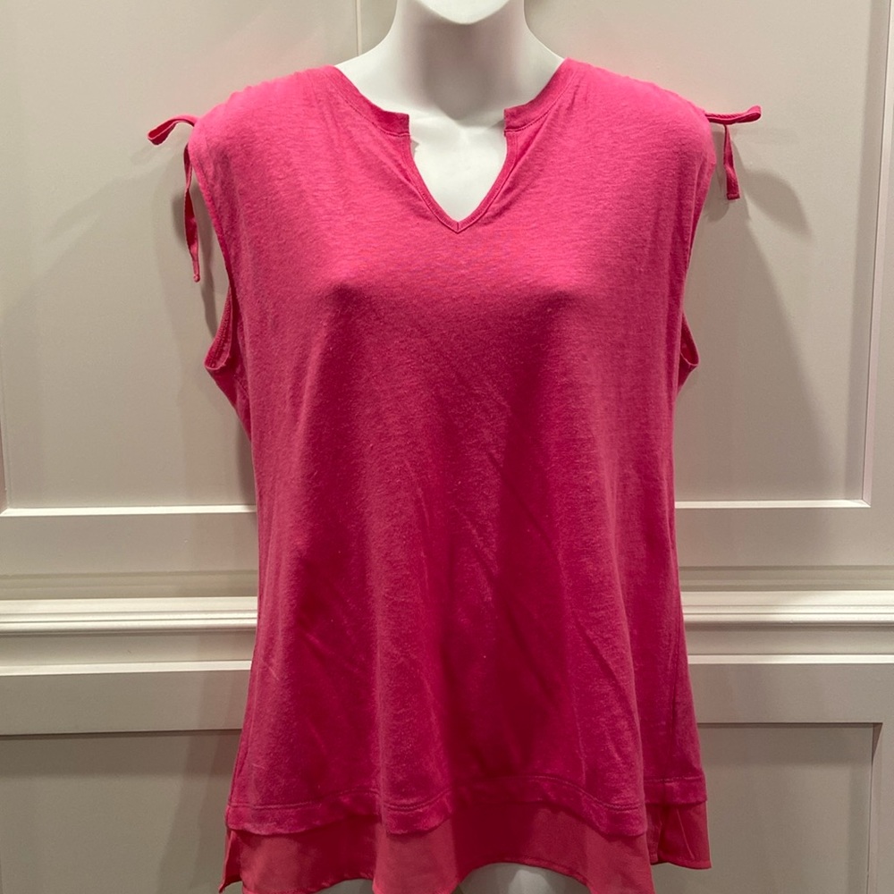EUC Beautiful pink Sanctuary linen top.  .